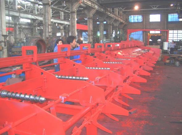 Steel straightening machine manufacturers